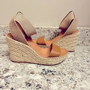 Dolce Vita Wedge Size 8